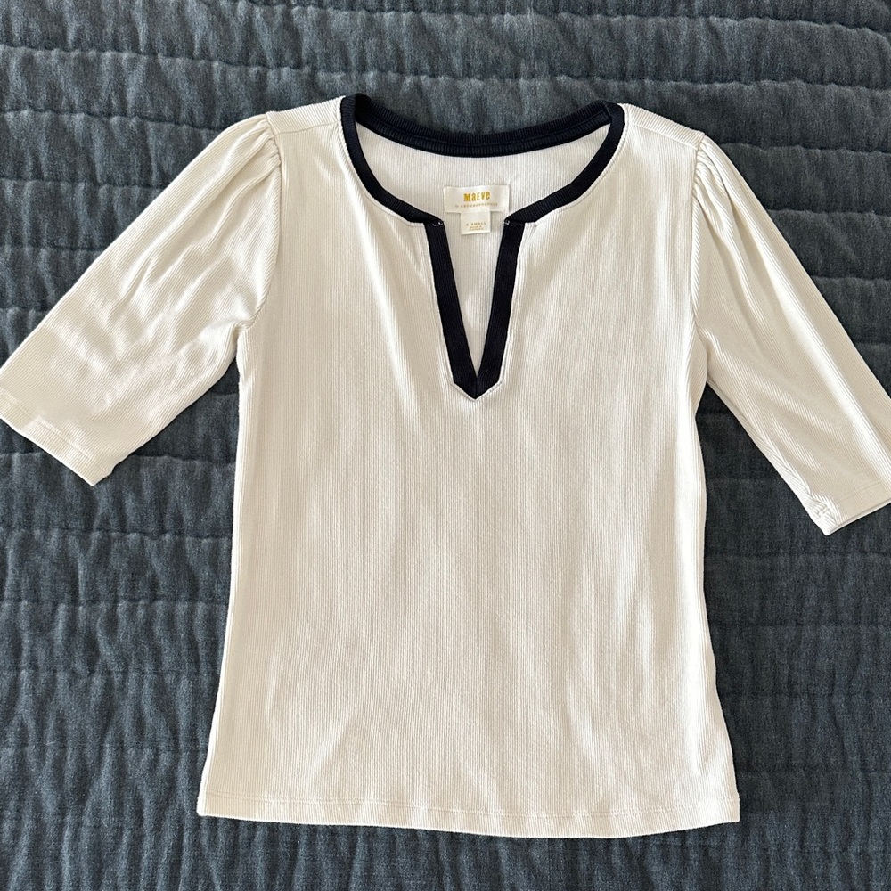 Maeve White Knit Top with Black Trim V-Neck